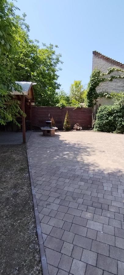 Levendula apartmanház Hajdúszoboszló Exterior foto